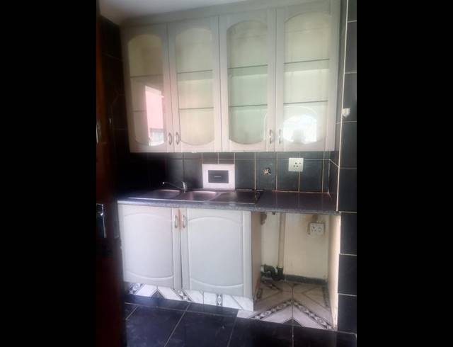 3 BEDROOM HOUSE FOR SALE IN DOBSONVILLE EXT 3